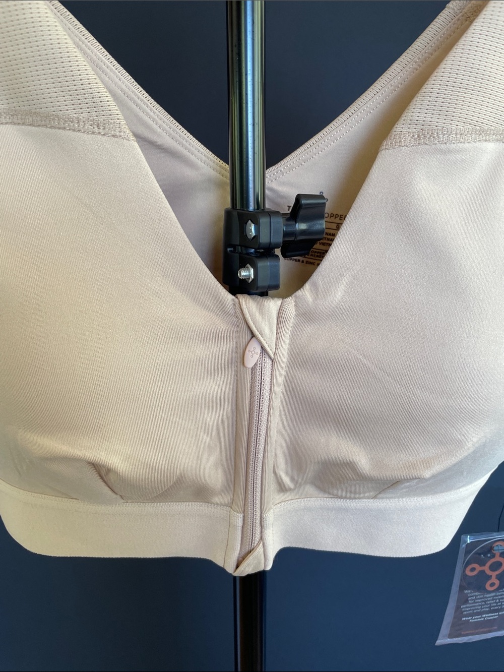 Front-Zip Support Bra in Beige — Soft Everyday Comfort - Picture 2 of 7